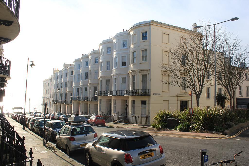 Eaton Place, Brighton, East Sussex, BN2 1EH