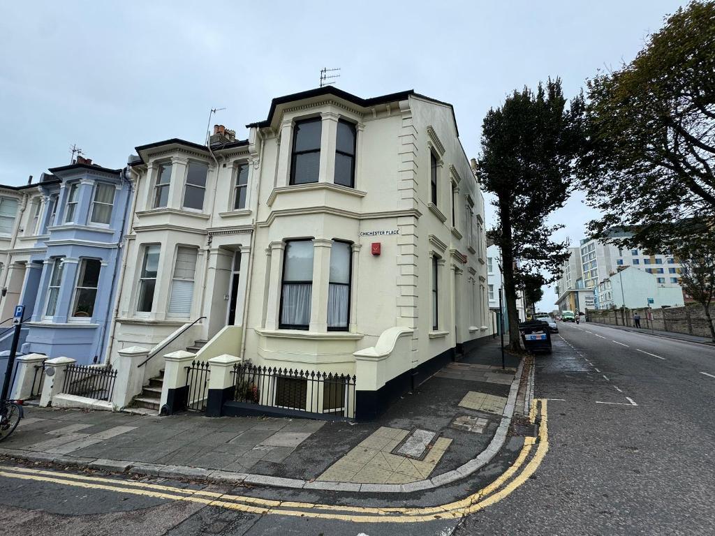 Chichester Place, Brighton, East Sussex, BN2 1FF